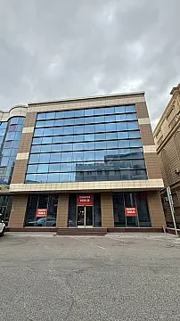 Kirayə verilir 7 otaqlı ofis 500 m² — Bakı, Nərimanov 7 otaq 500.00 m²