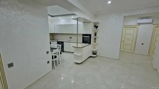 Kirayə verilir 3 otaqlı mənzil 117 m² — Bakı, Nizami 3 otaq 117.00 m²