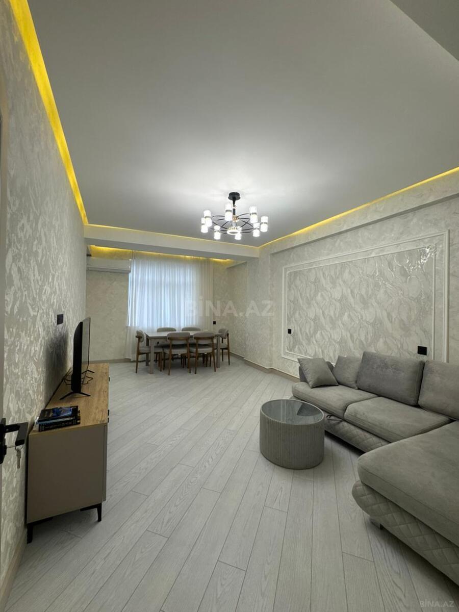 Kirayə verilir 2 otaqlı mənzil 70 m²