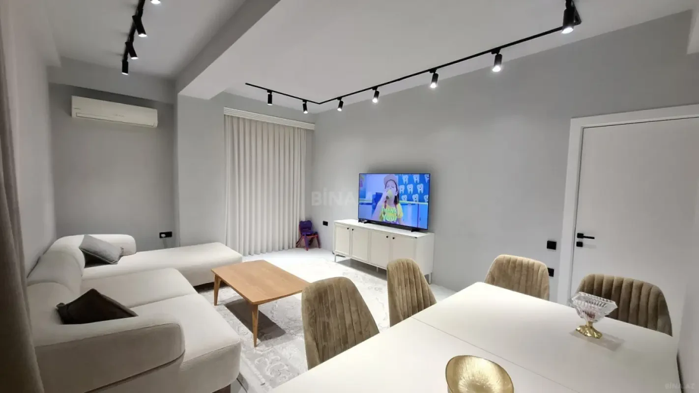 Satılır 3 otaqlı mənzil 82 m²