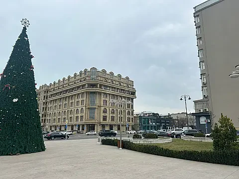 Satılır 5 otaqlı mənzil 178 m² — Bakı 5 otaq 178.00 m²