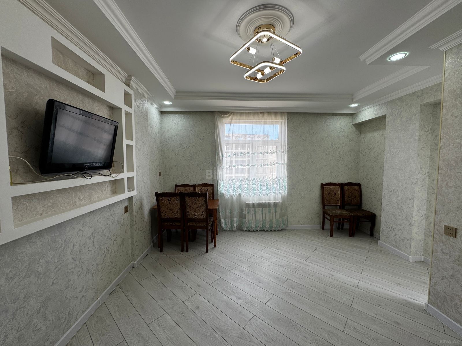 Satılır 2 otaqlı mənzil 56 m²