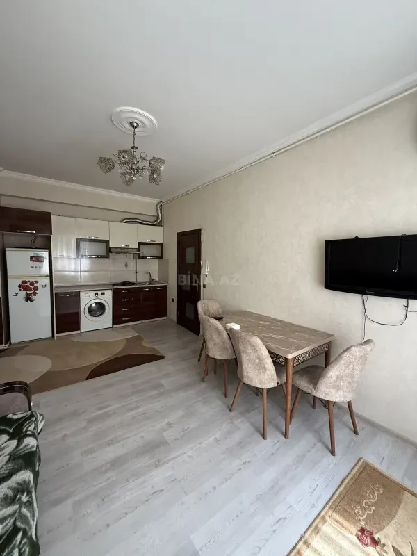 Kirayə verilir 1 otaqlı mənzil 42 m²