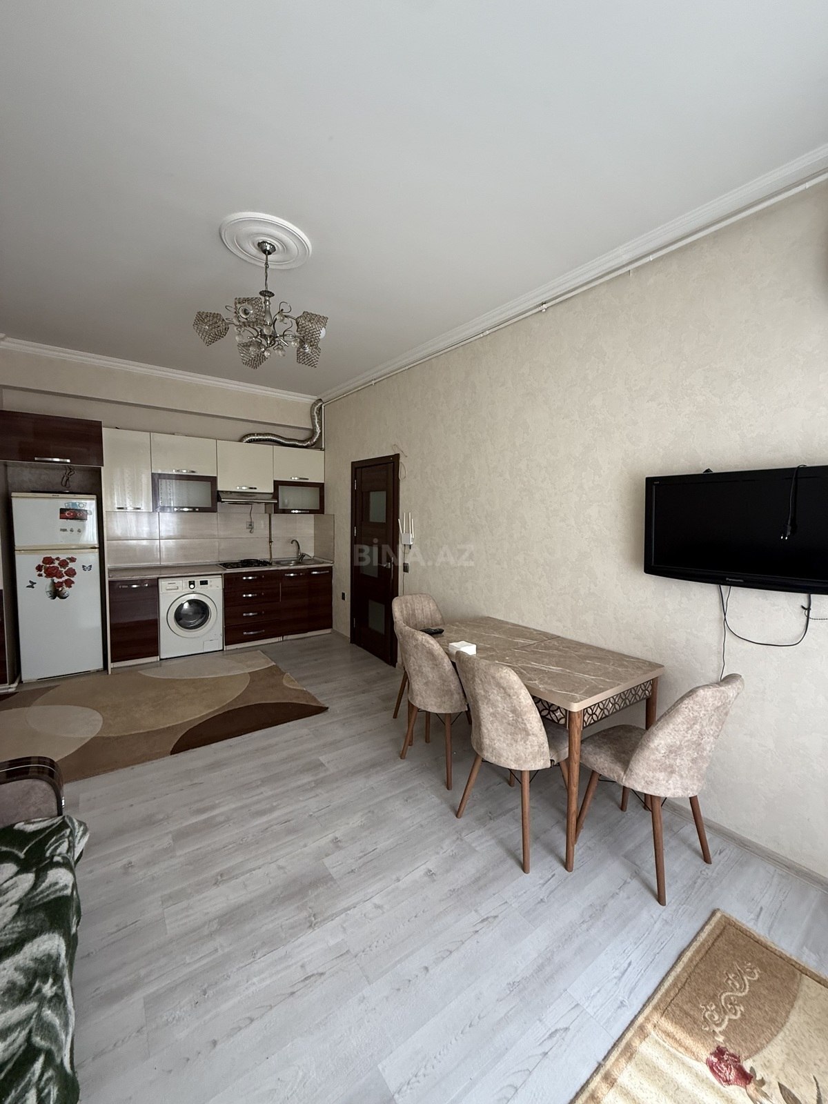 Kirayə verilir 1 otaqlı mənzil 42 m²