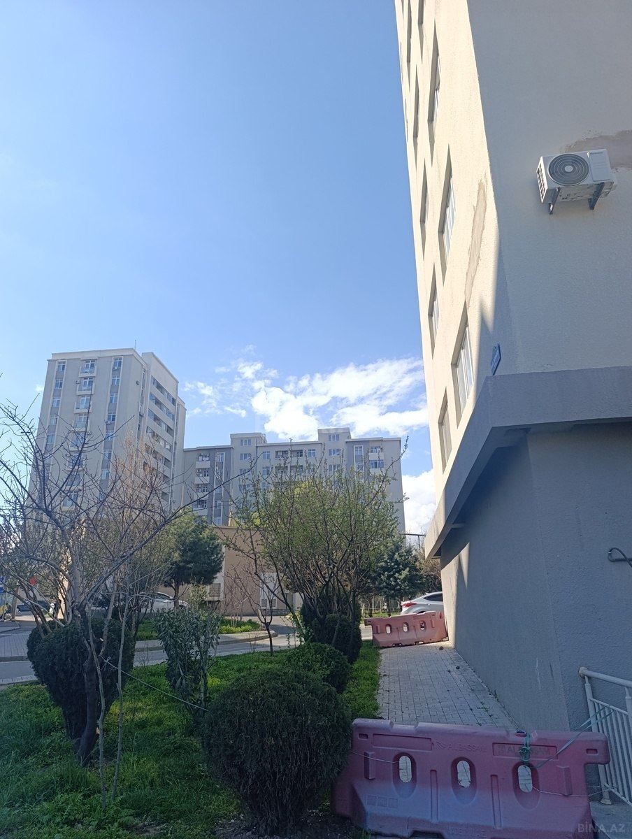 Satılır 1 otaqlı mənzil 40 m²