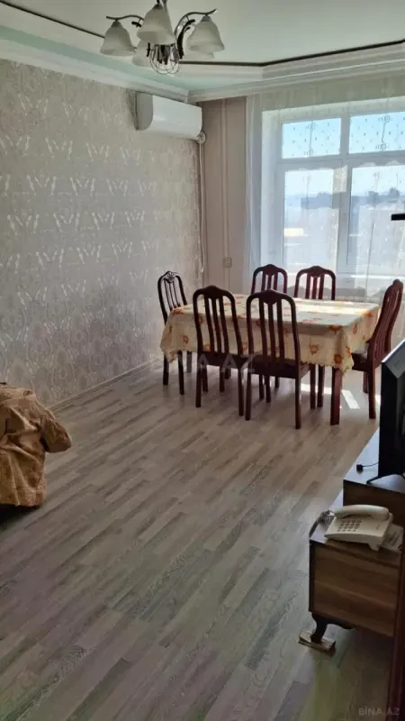 Kirayə verilir 2 otaqlı mənzil 50 m²