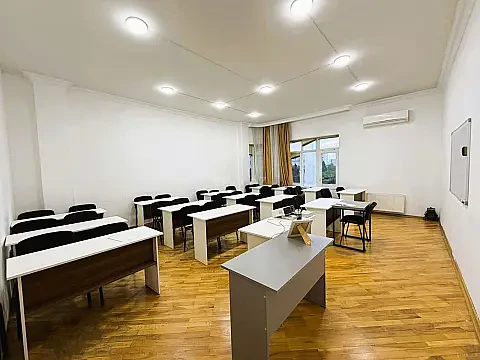 Kirayə verilir obyekt 350 m² — Bakı 350.00 m²
