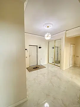 Satılır 3 otaqlı mənzil 110 m² — Bakı 3 otaq 110.00 m²
