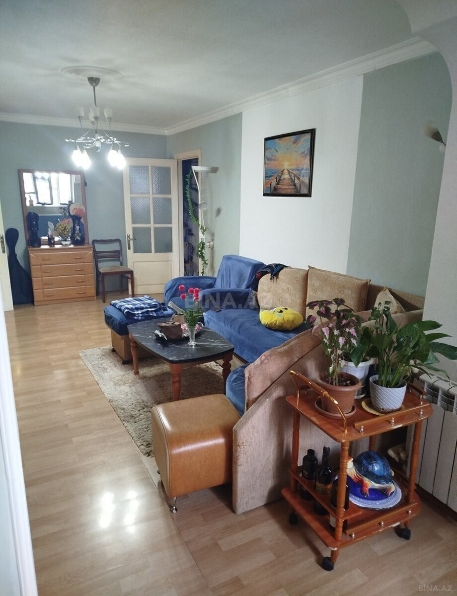Satılır 2 otaqlı mənzil 60 m²