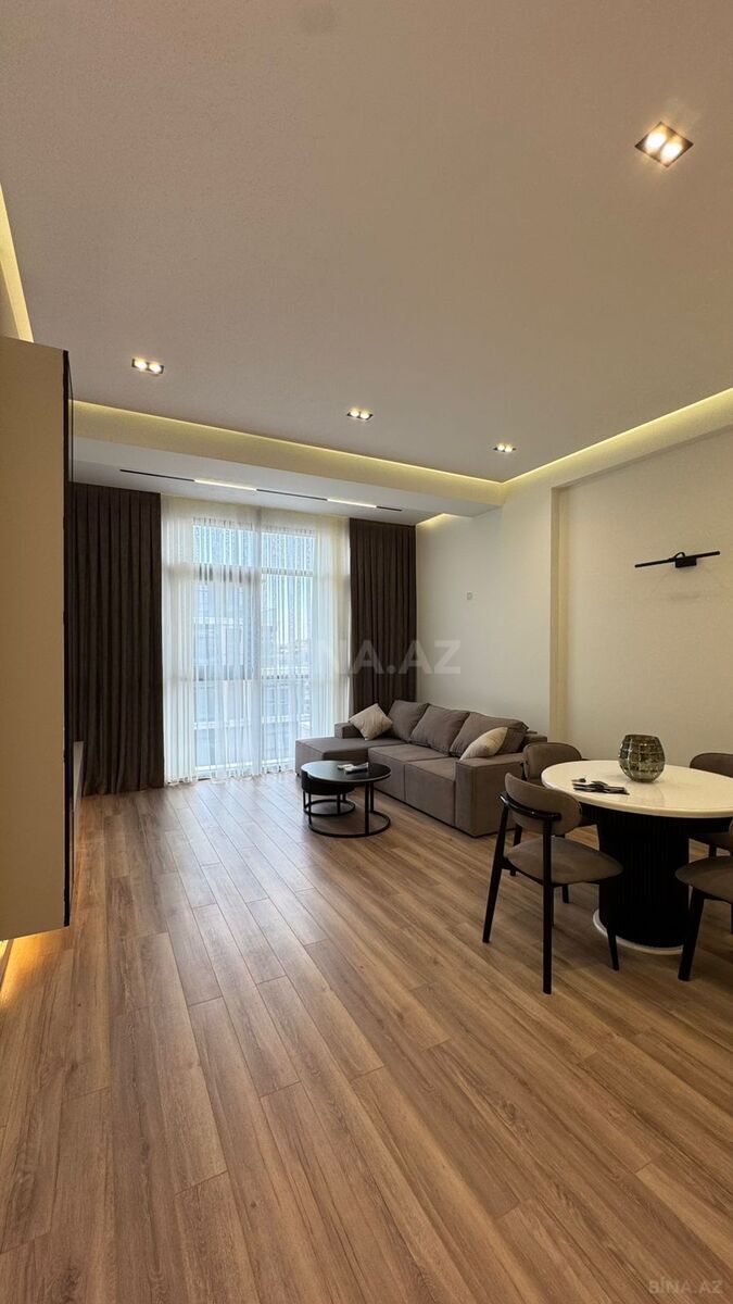 Kirayə verilir 2 otaqlı mənzil 72 m²