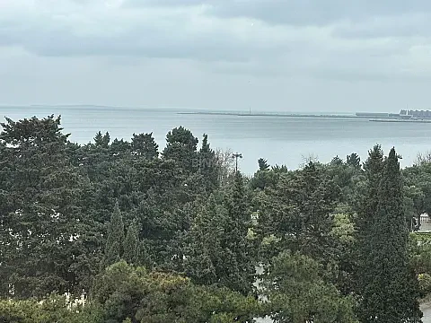 Kirayə verilir 2 otaqlı mənzil 75 m² — Bakı, Sahil qəs. 2 otaq 75.00 m²
