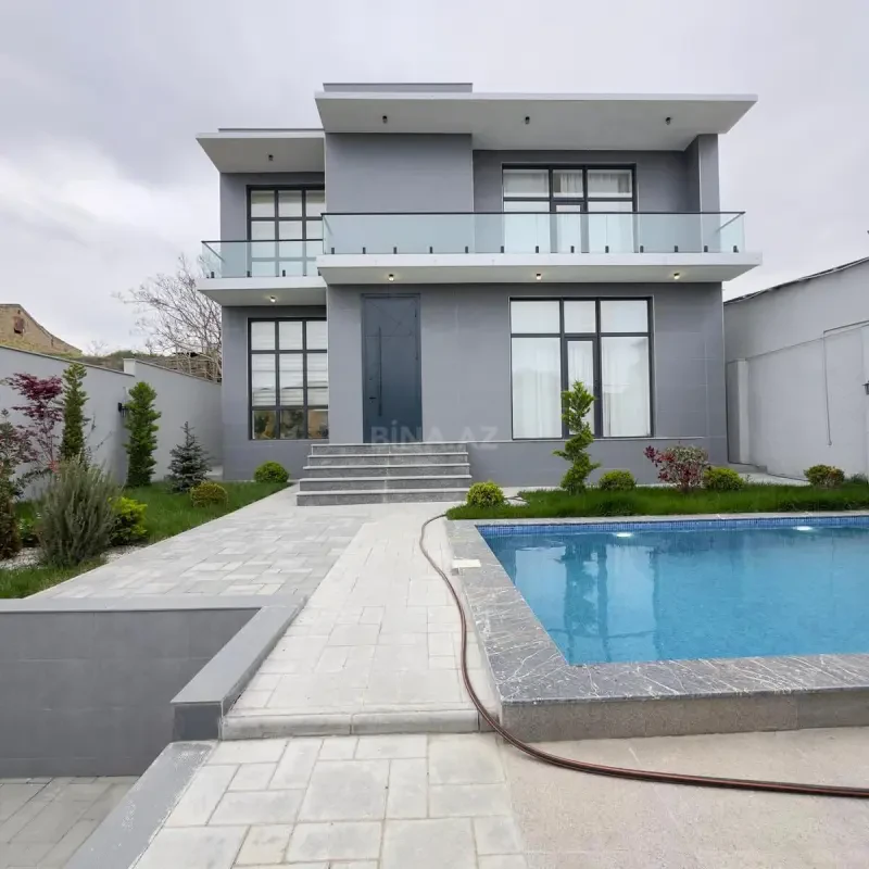 Satılır 5 otaqlı həyət evi 280 m²