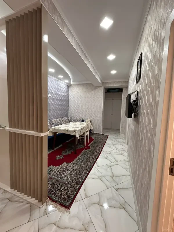 Satılır 2 otaqlı mənzil 70 m²