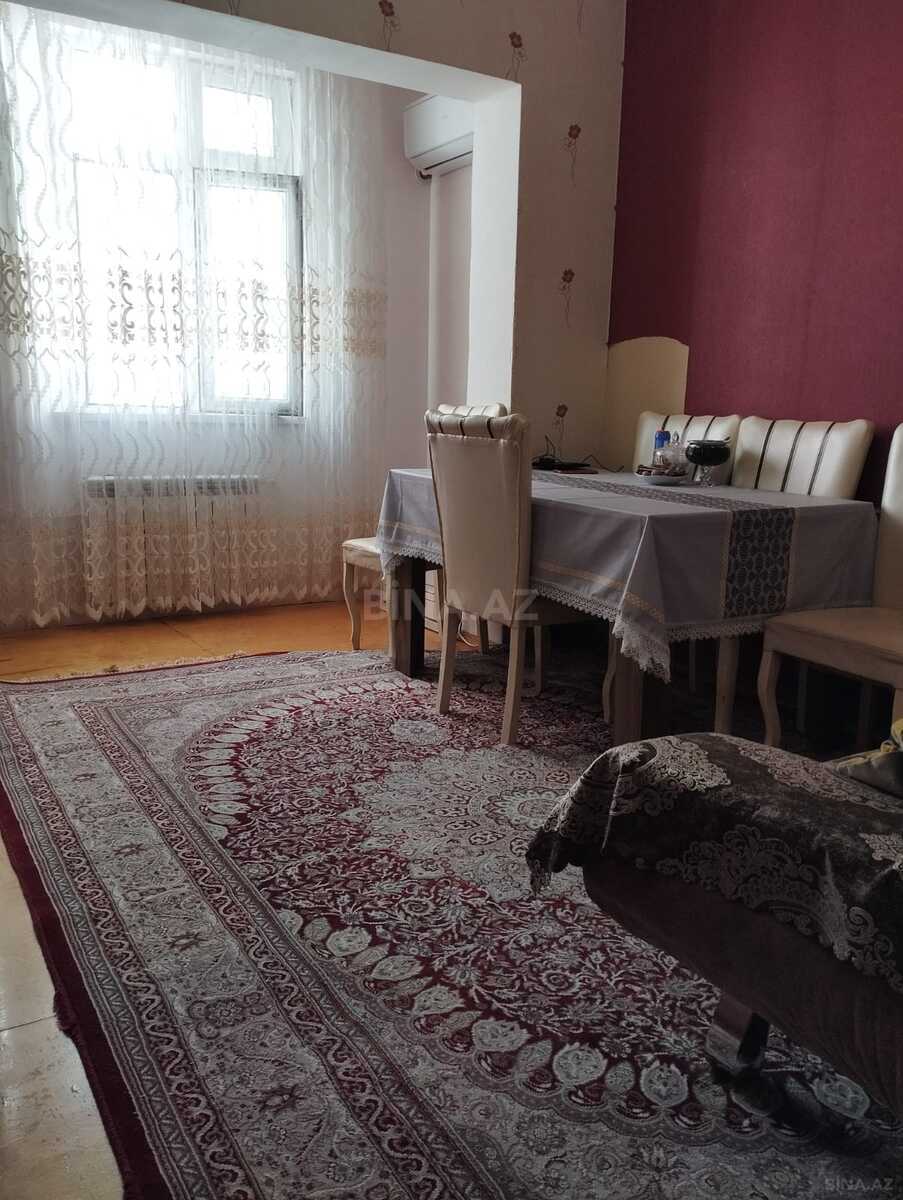 Satılır 2 otaqlı mənzil 47 m²