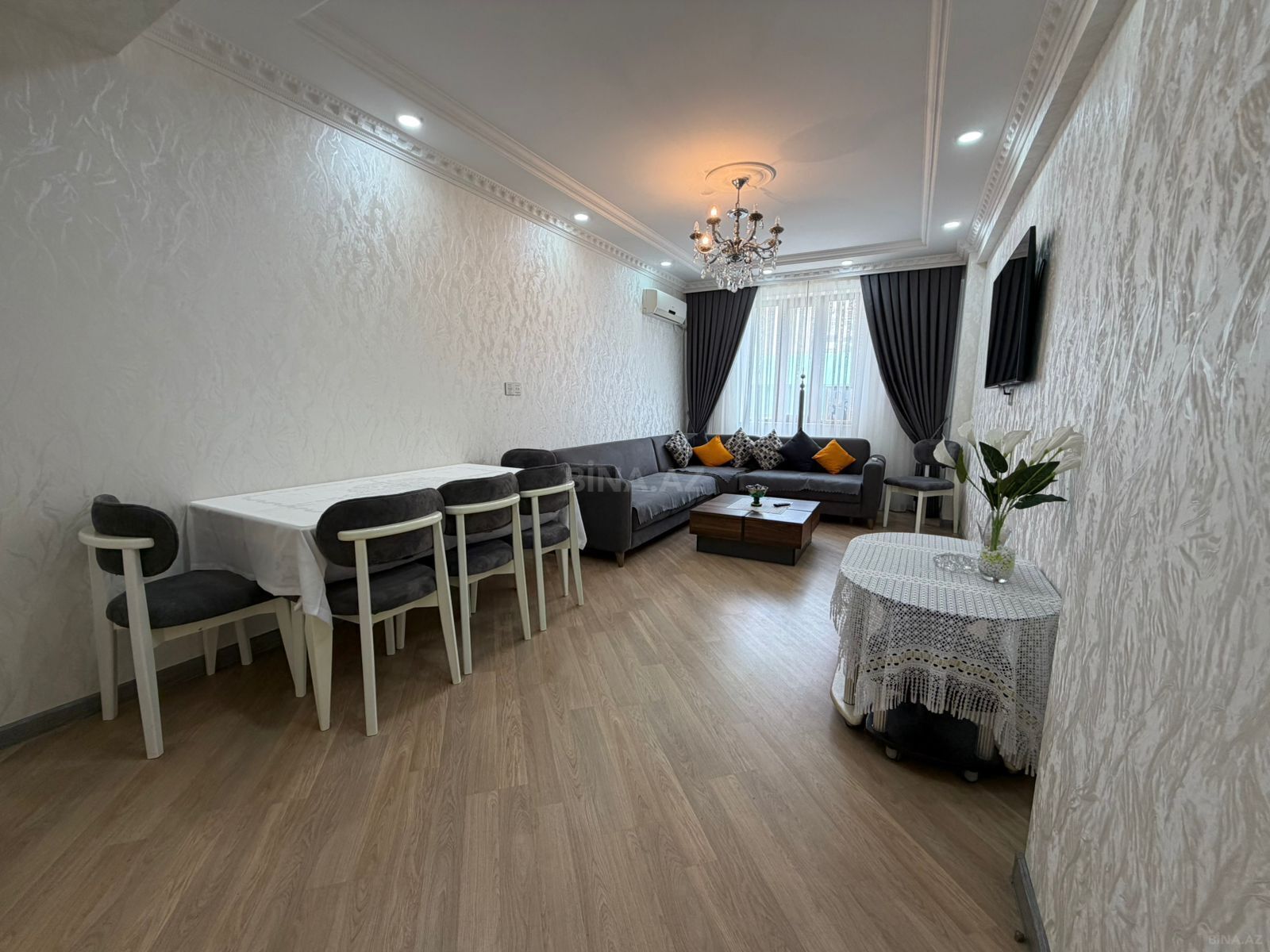 Satılır 4 otaqlı mənzil 128 m²