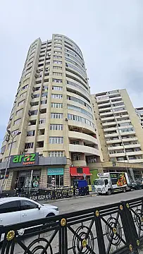 Satılır 3 otaqlı mənzil 115 m² — Bakı 3 otaq 115.00 m²