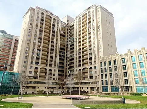 Kirayə verilir 2 otaqlı mənzil 70 m² — Bakı, Nərimanov 2 otaq 70.00 m²