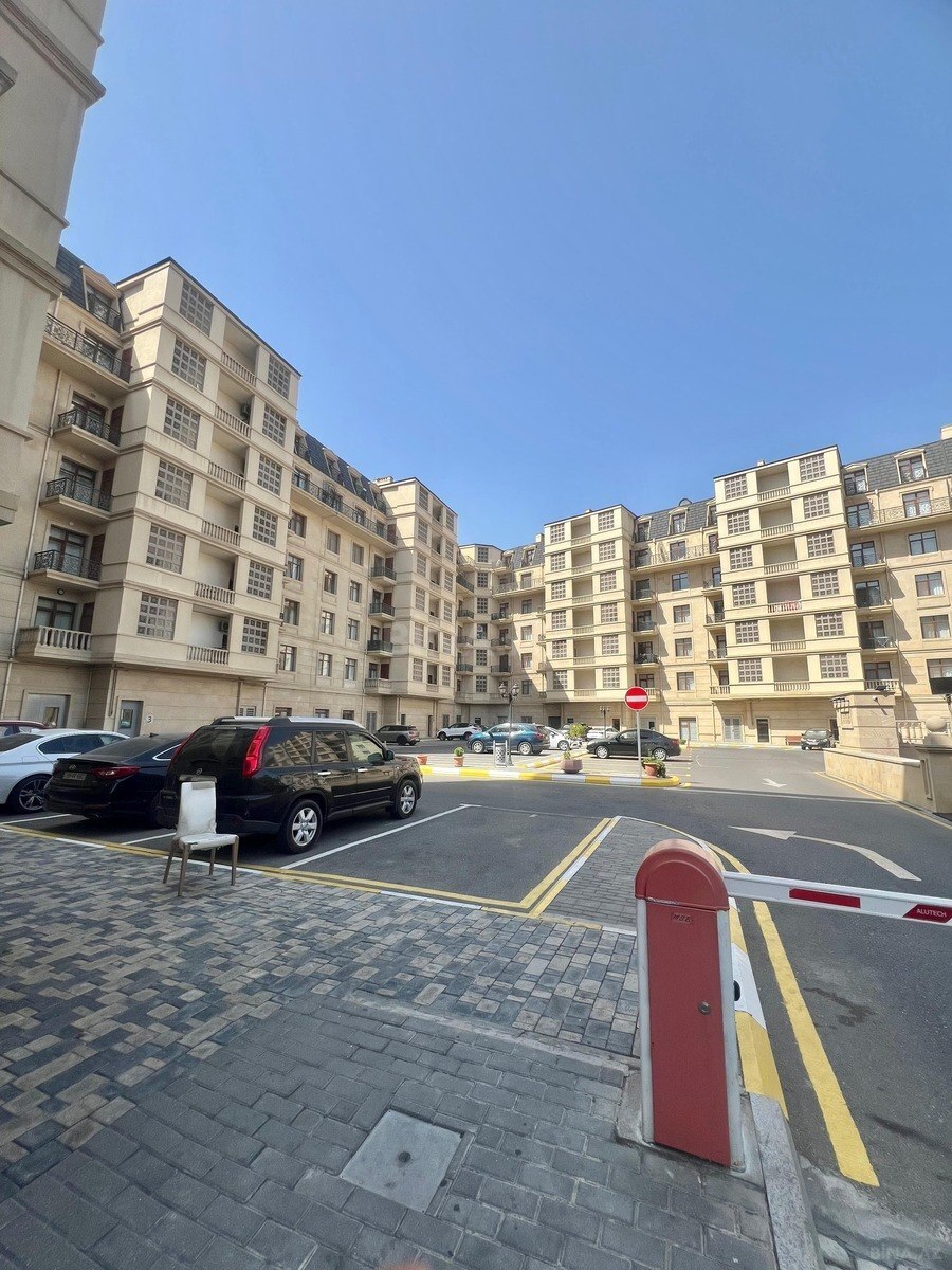 Kirayə verilir 2 otaqlı mənzil 100 m²