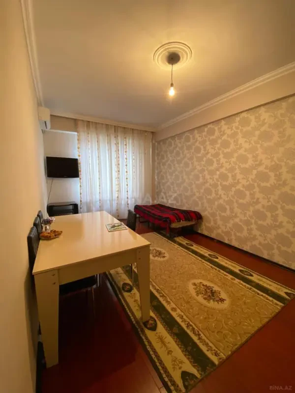 Satılır 2 otaqlı mənzil 64 m²
