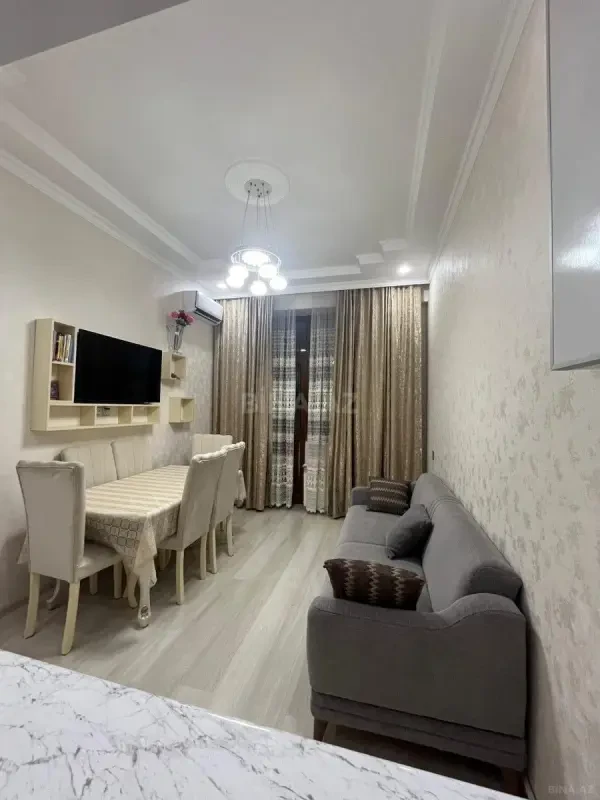 Kirayə verilir 2 otaqlı mənzil 55 m²