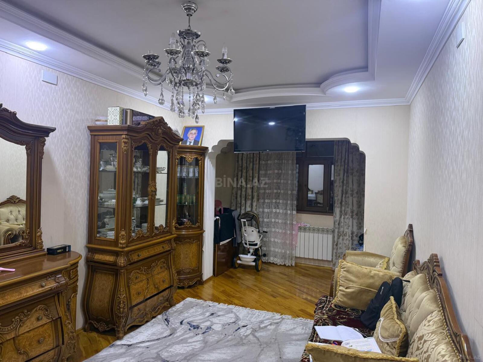 Satılır 3 otaqlı mənzil 90 m²
