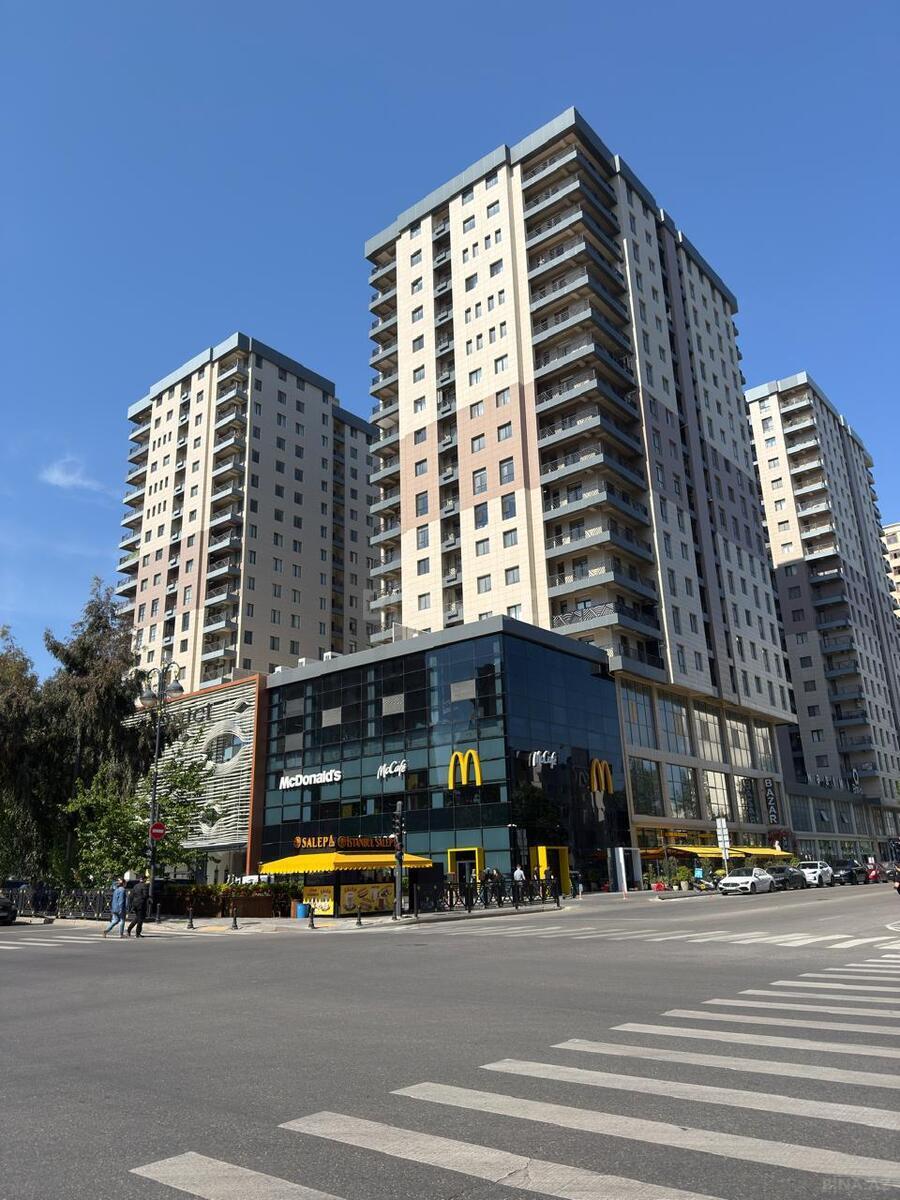 Satılır 2 otaqlı mənzil 80 m²