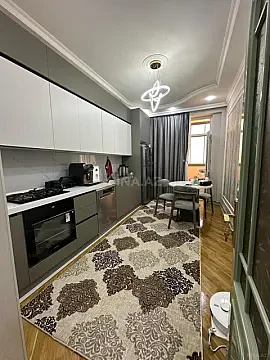 Satılır 3 otaqlı mənzil 110 m² — Bakı, İnşaatçılar 3 otaq 110.00 m²