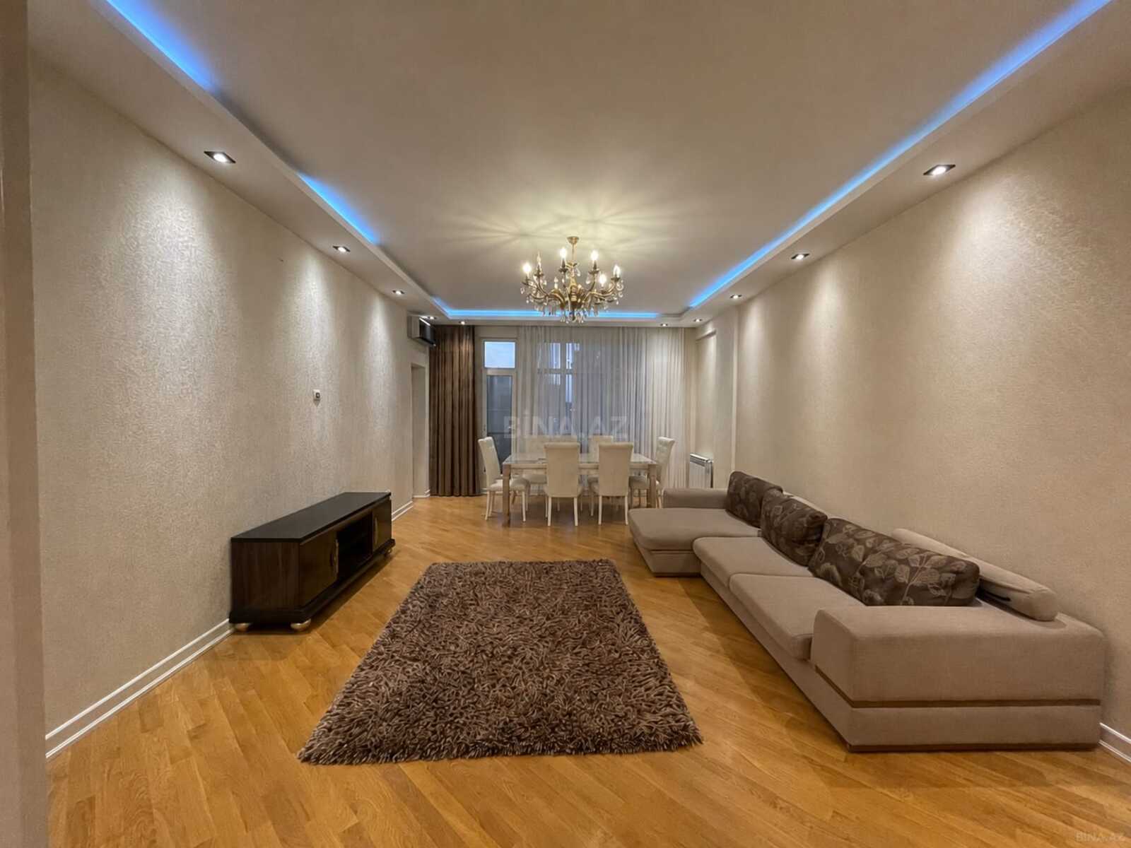 Kirayə verilir 3 otaqlı mənzil 145 m²