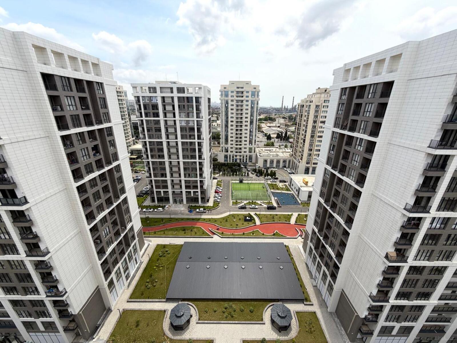 Kirayə verilir 3 otaqlı mənzil 146 m²