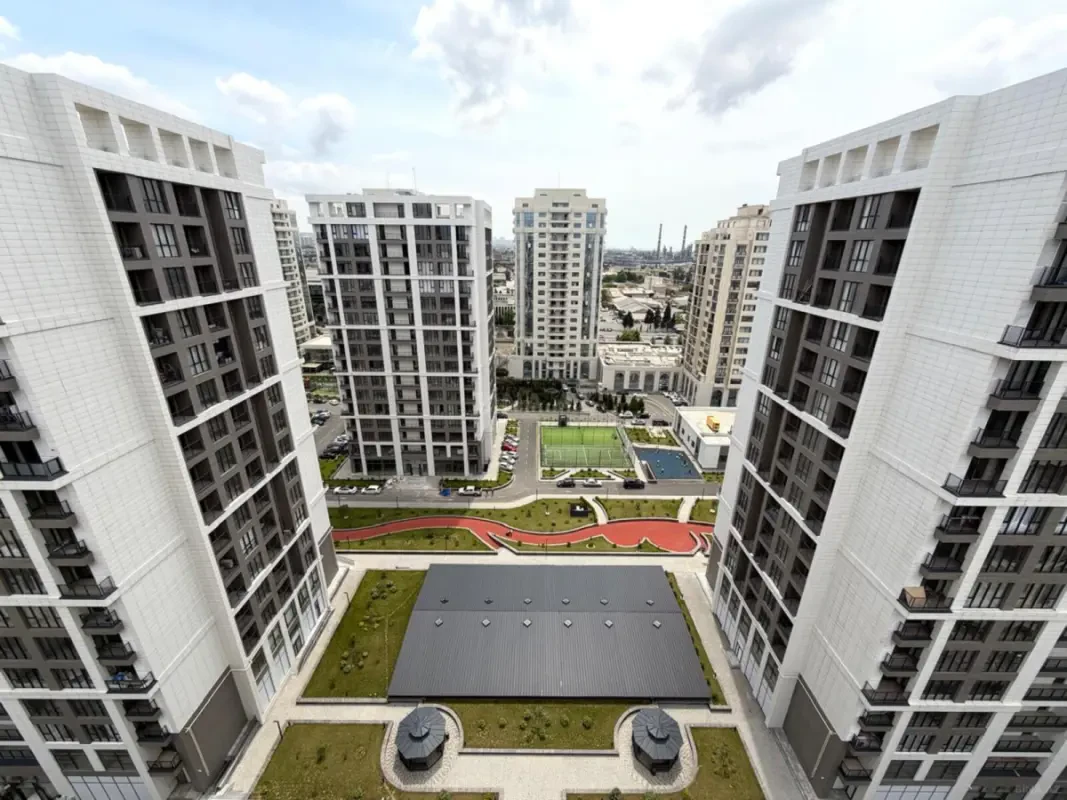 Kirayə verilir 3 otaqlı mənzil 146 m²