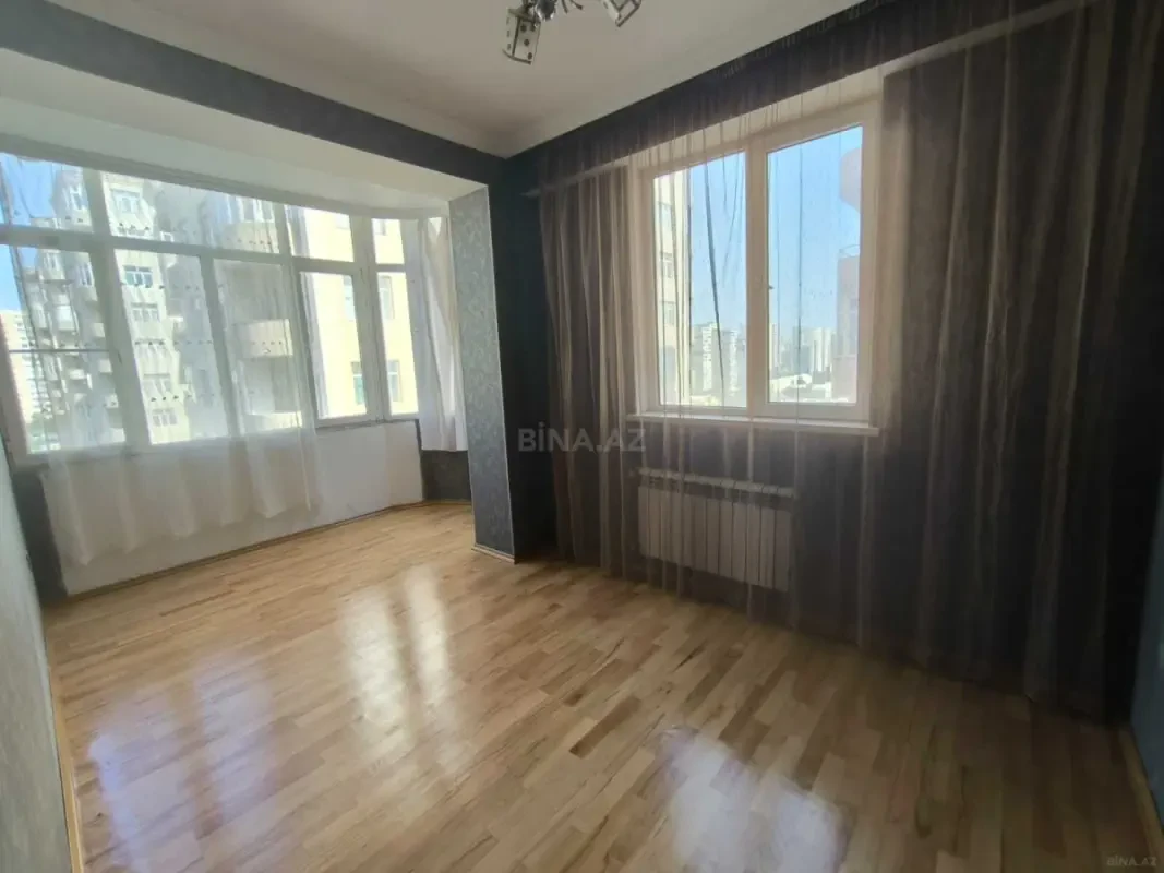 Satılır 3 otaqlı mənzil 87 m²