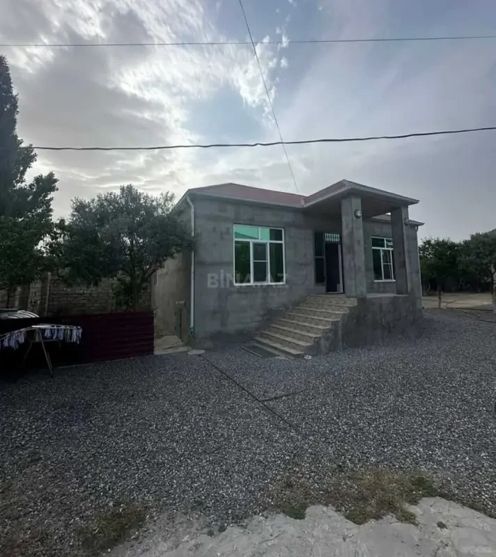 Satılır 3 otaqlı həyət evi 90 m²