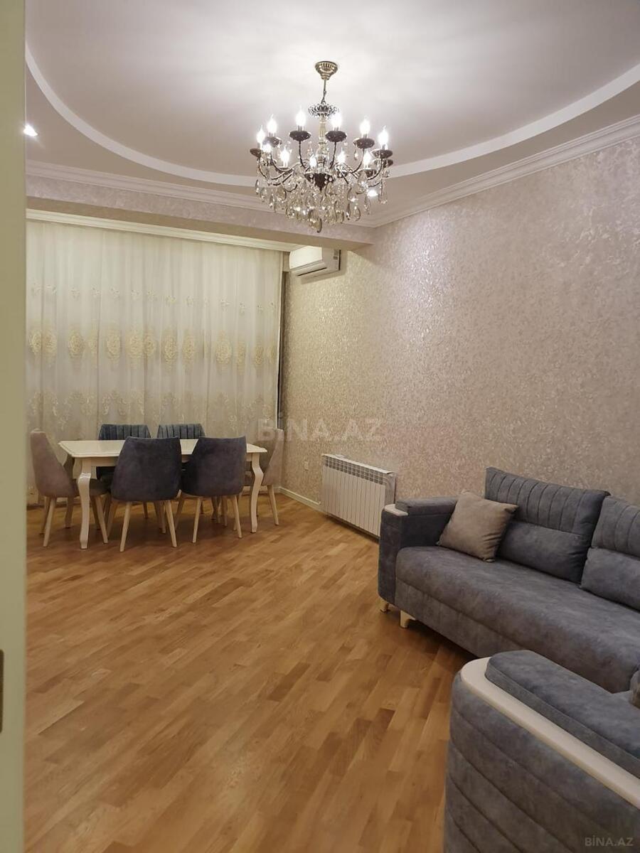 Kirayə verilir 3 otaqlı mənzil 126 m²