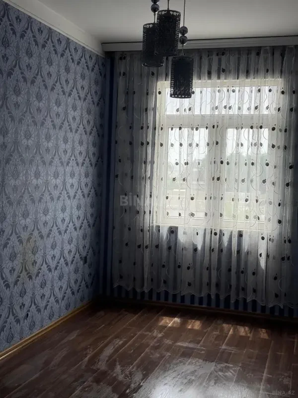 Kirayə verilir 2 otaqlı mənzil 50 m²