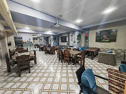 Satılır obyekt 250 m² — Bakı, Memar Əcəmi yanı 250.00 m²