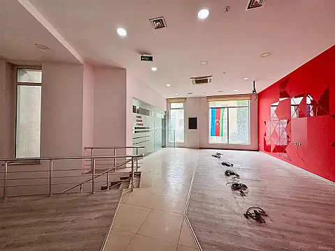 Kirayə verilir 6 otaqlı ofis 296 m² — Bakı 6 otaq 296.00 m²