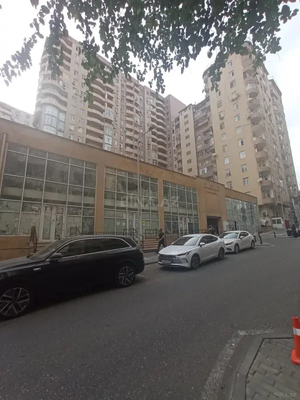 Satılır 3 otaqlı mənzil 110 m²