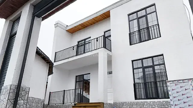 Kirayə verilir 3 otaqlı həyət evi 160 m² — Qəbələ 3 otaq 160.00 m²