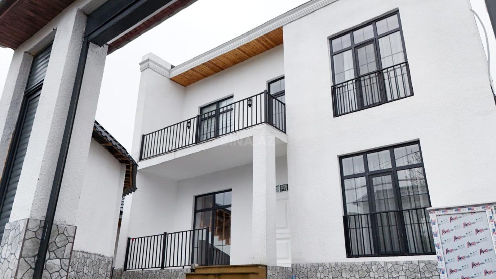 Kirayə verilir 3 otaqlı həyət evi 160 m²