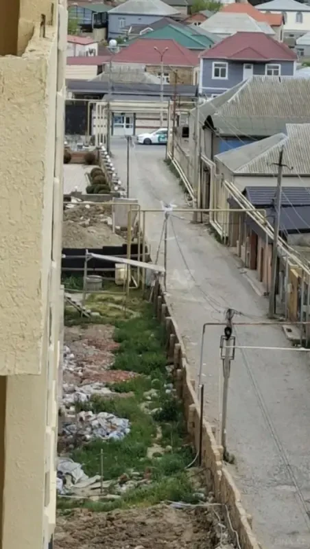 Satılır 2 otaqlı mənzil 83 m²