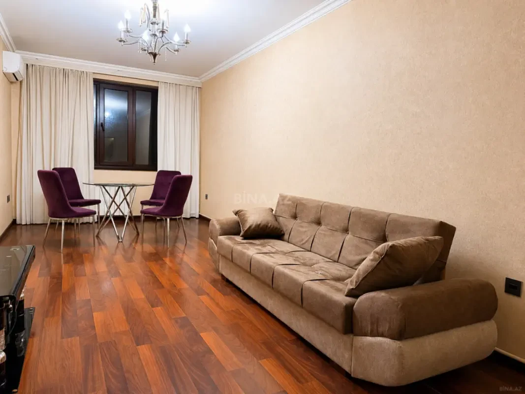 Satılır 2 otaqlı mənzil 56 m²