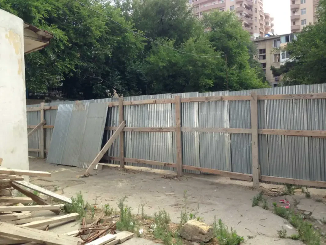 Satılır torpaq sahəsi 4 m²