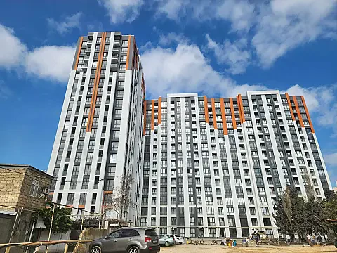 Satılır 3 otaqlı mənzil 70 m² — Bakı, İnşaatçılar 3 otaq 70.00 m²