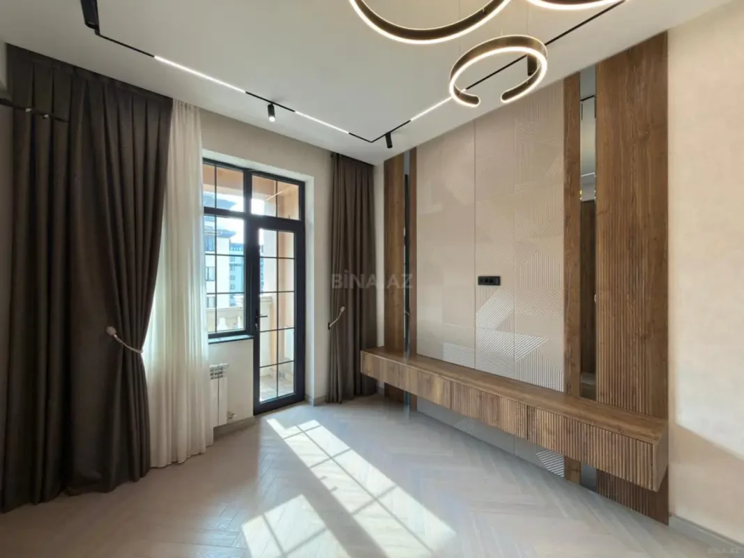 Satılır 2 otaqlı mənzil 68 m²