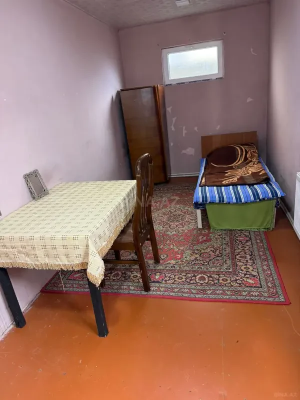 Kirayə verilir 1 otaqlı həyət evi 18 m²