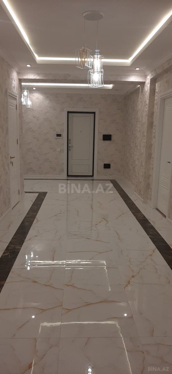 Satılır 3 otaqlı mənzil 170 m²