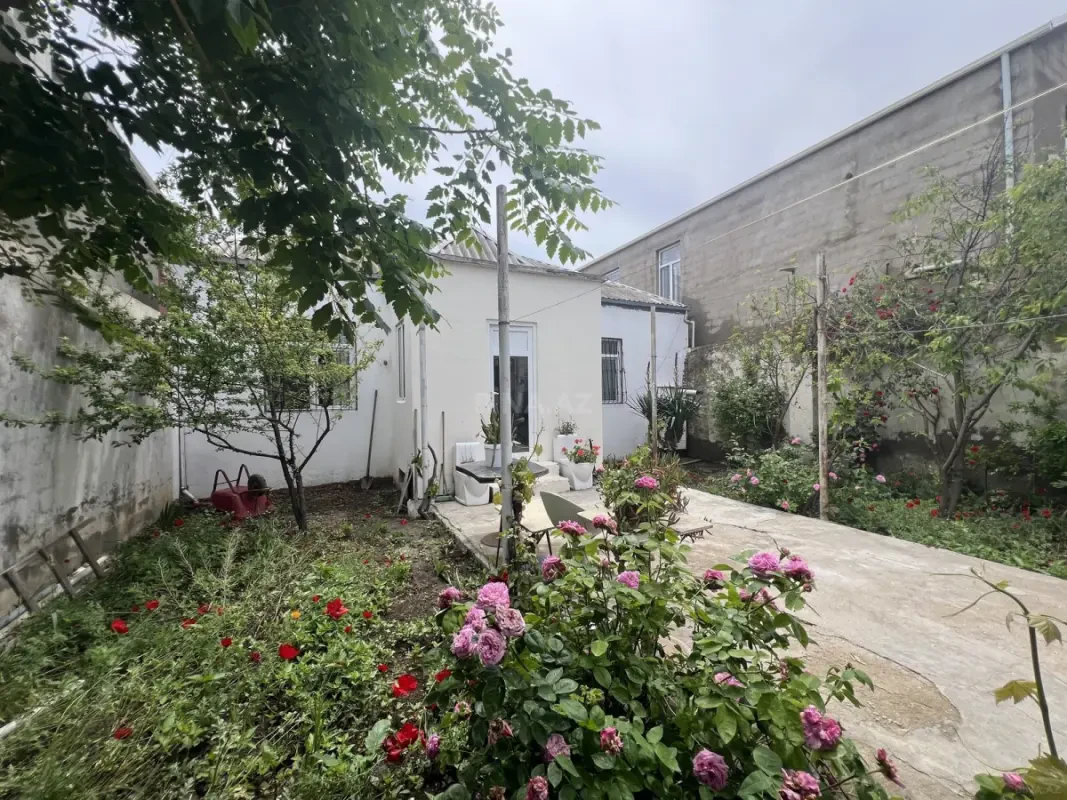 Satılır 3 otaqlı həyət evi 140 m²