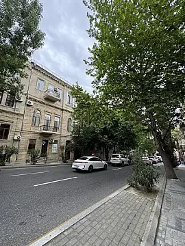 Satılır 5 otaqlı mənzil 250 m² — Bakı 5 otaq 250.00 m²