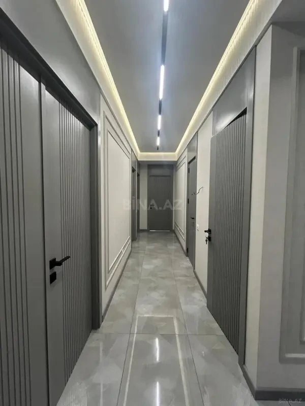 Satılır 3 otaqlı mənzil 98 m²