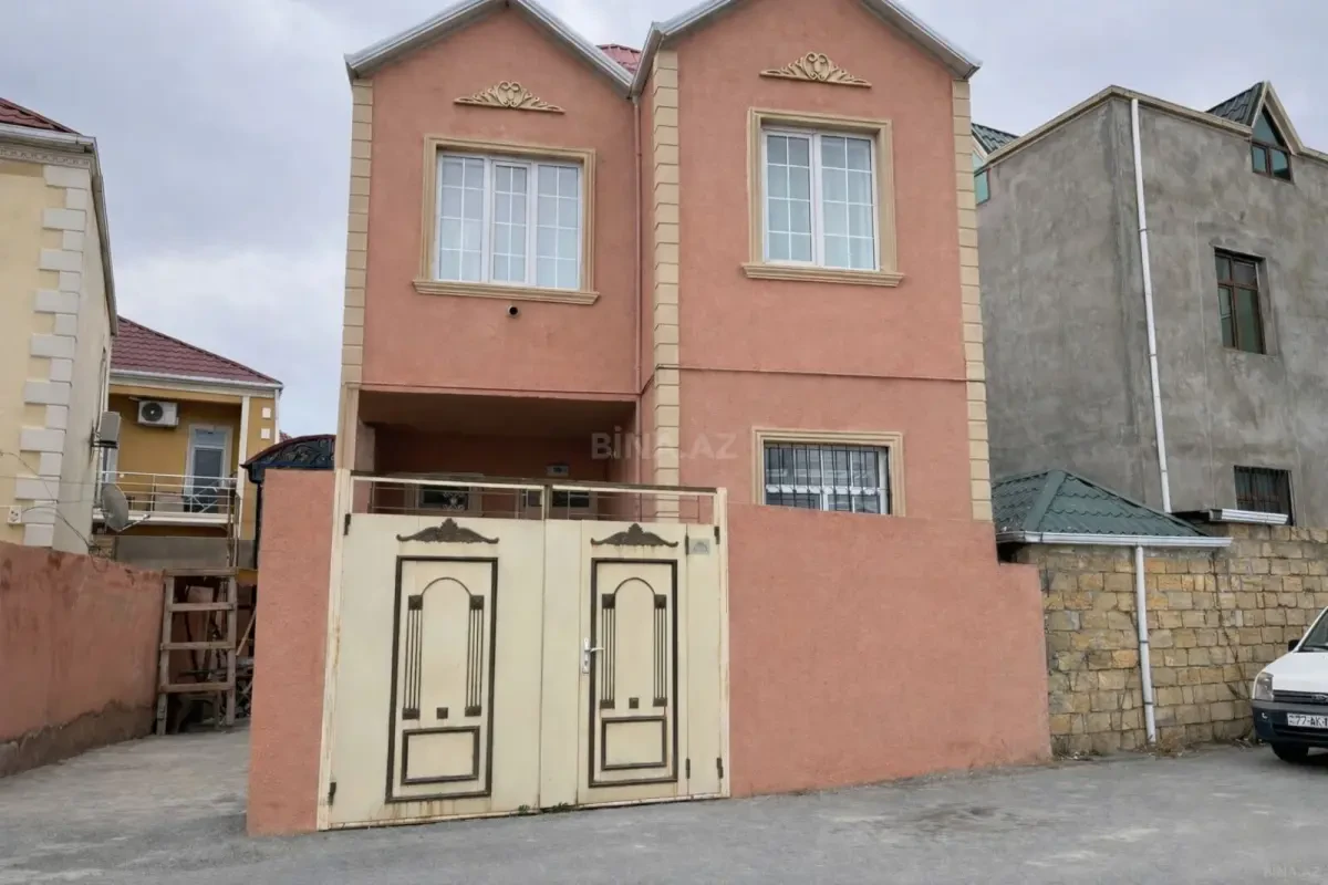 Satılır 4 otaqlı həyət evi 100 m²